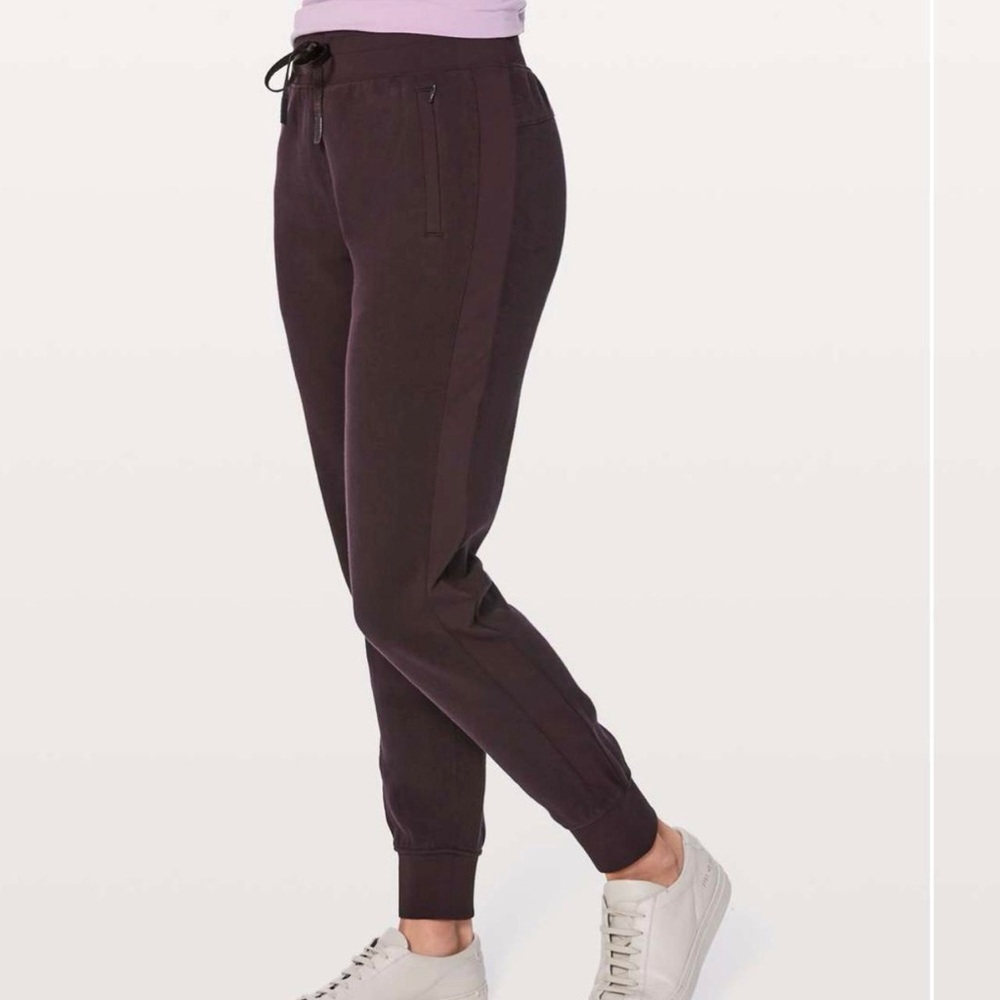 Lululemon Get Going Joggers in Black Cherry